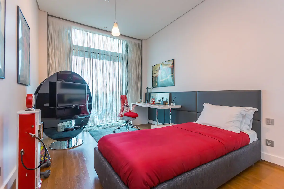 Bedroom